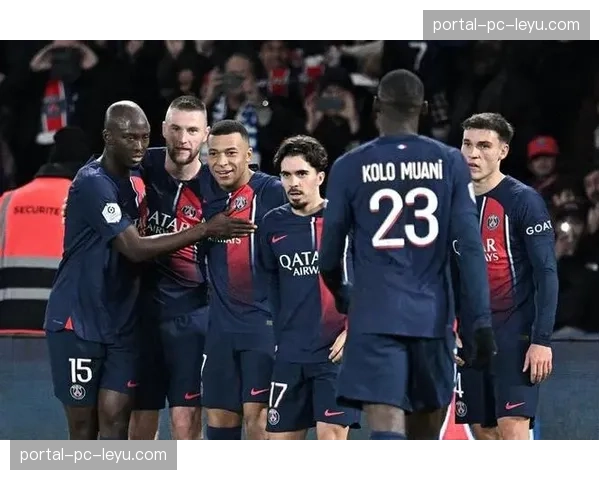 巴黎圣日耳曼主场3-0大胜梅斯，反超朗斯重返法甲榜首